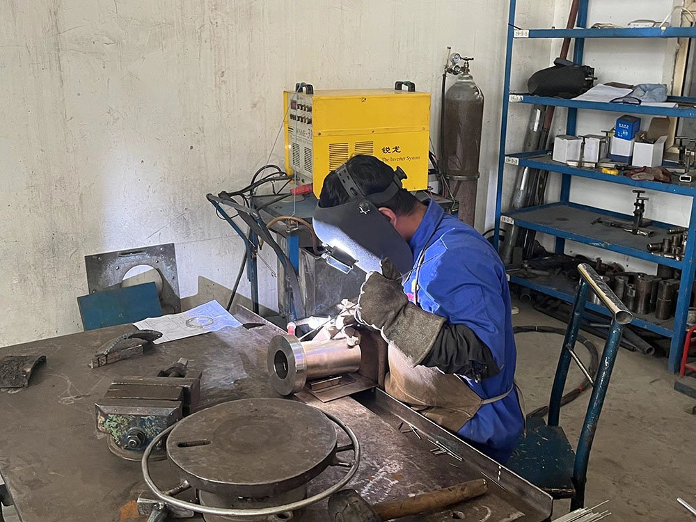 焊接車間-1.jpg